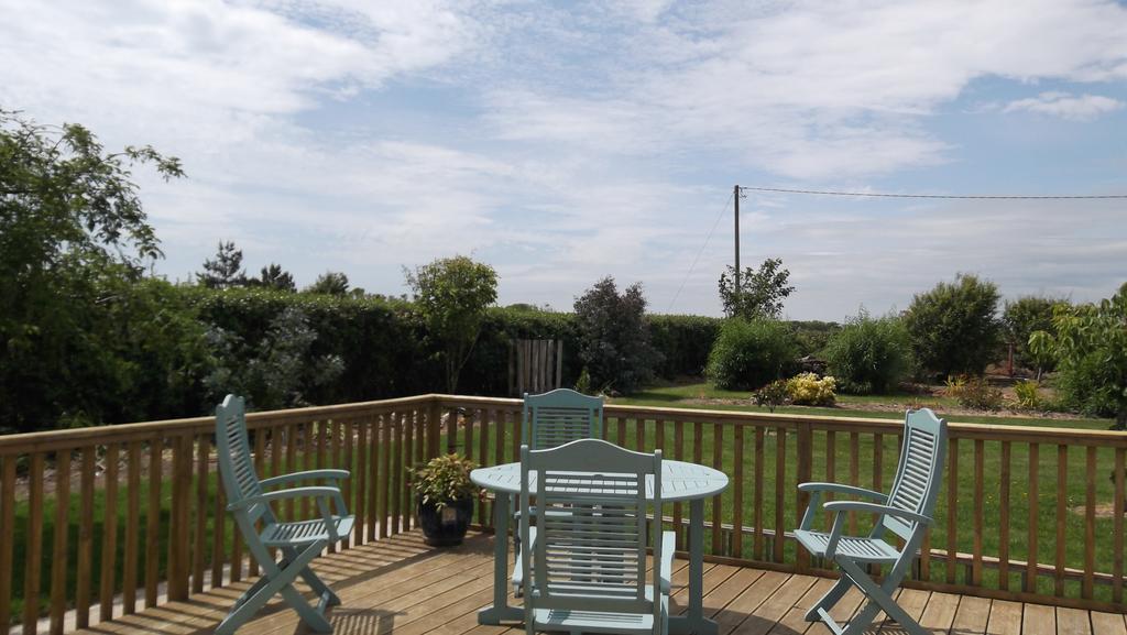 Ashley Lodge Bed & Breakfast Rosslare Harbour ภายนอก รูปภาพ