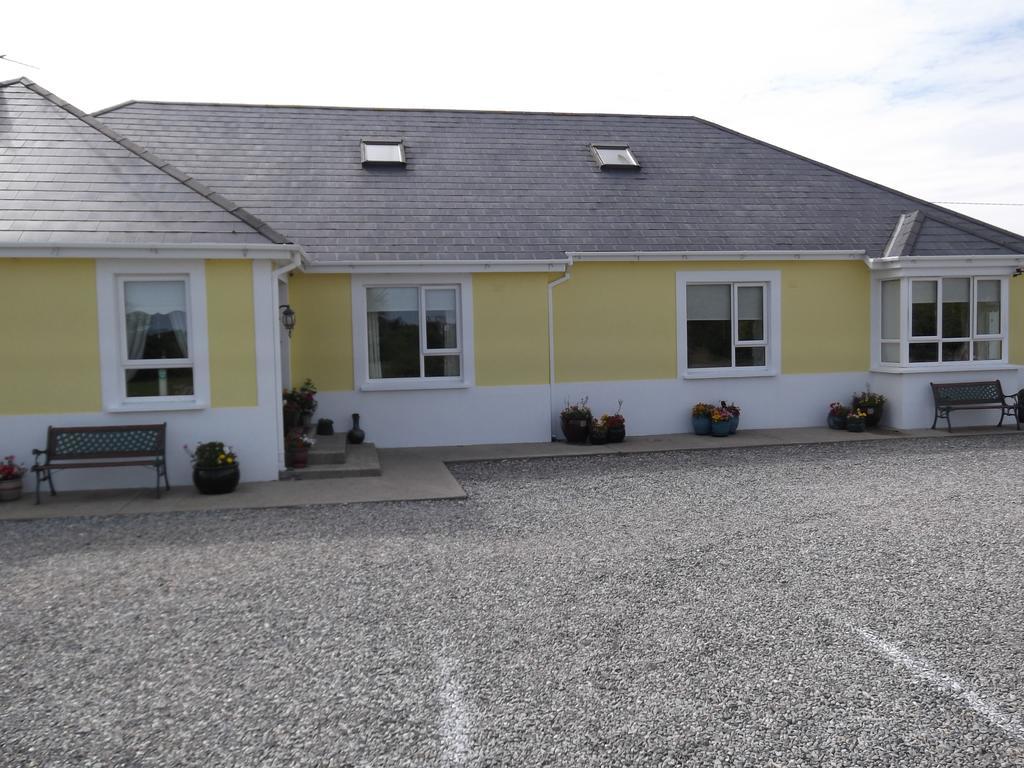 Ashley Lodge Bed & Breakfast Rosslare Harbour ภายนอก รูปภาพ
